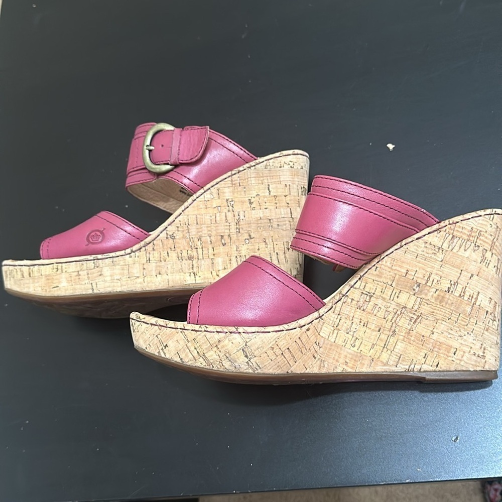 Adorable! Burgundy and cork. Leather Born Platform Sandals. Size 10 - Picture 8 of 10